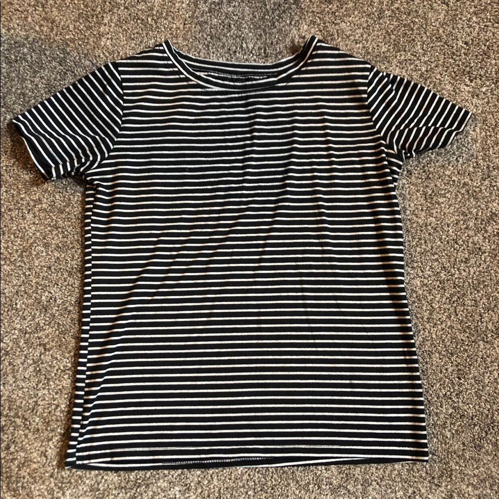 Short sleeve t